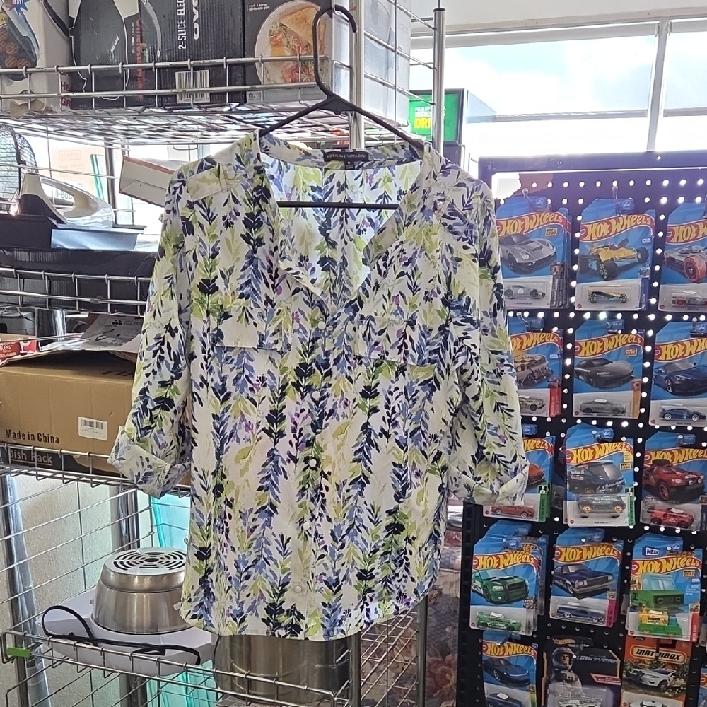 Adrienne Vittadini Leaf Print Blouse